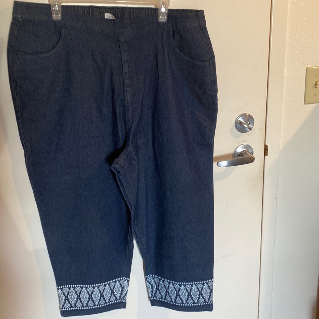 2x Capris Euc